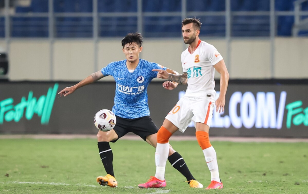 体育博彩导航-科尔切斯特联足球俱乐部